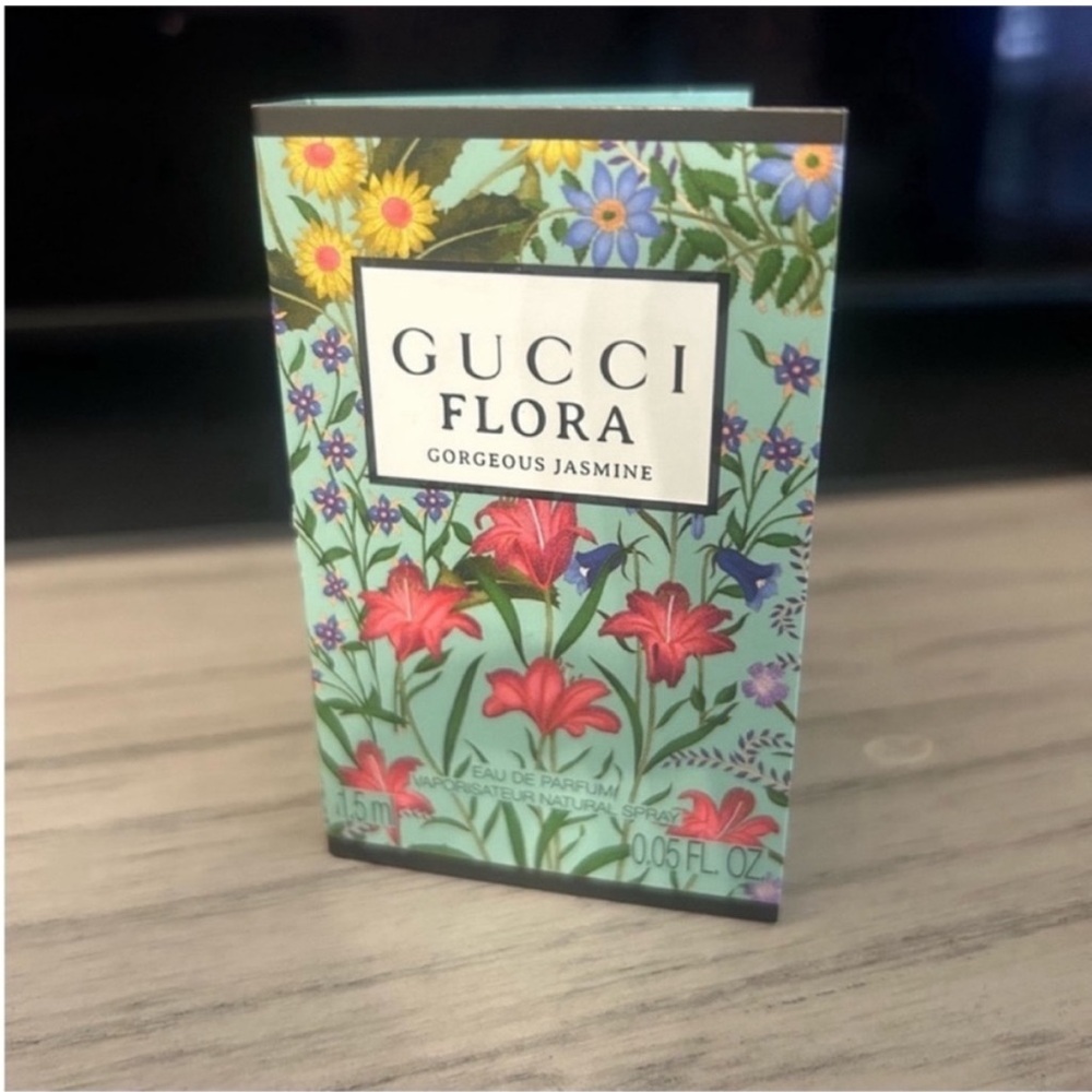 Gucci gorgeous gardenia sample
